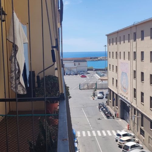 Appartamento in vendita a Imperia