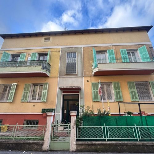 Appartamento in vendita a Imperia