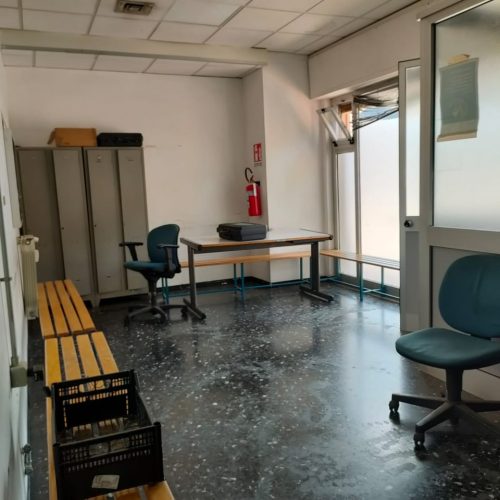 Magazzino in vendita a Imperia